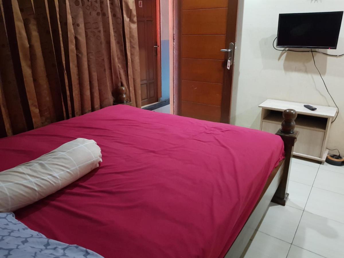 Hotel Alifah 1 Syariah Rawabokor Dua 外观 照片