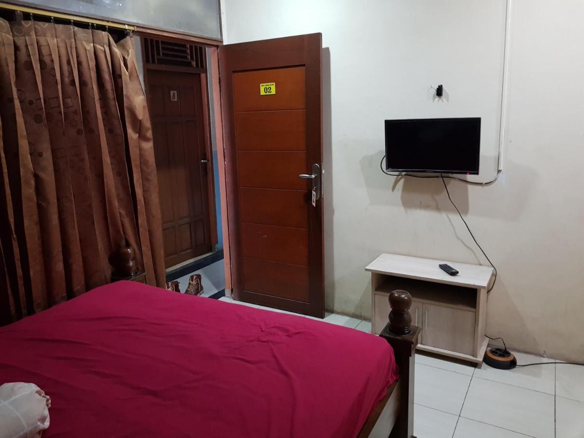 Hotel Alifah 1 Syariah Rawabokor Dua 外观 照片