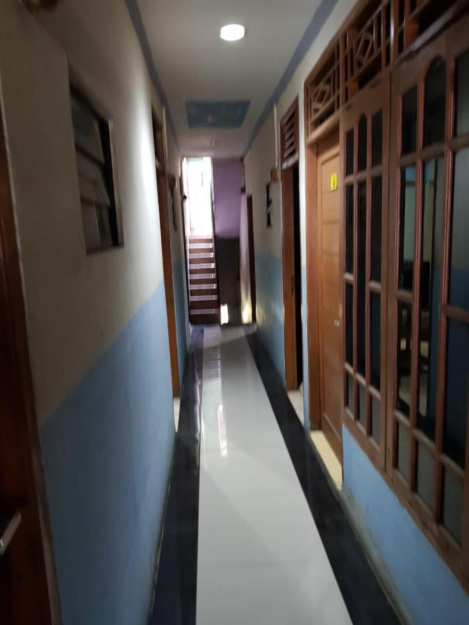 Hotel Alifah 1 Syariah Rawabokor Dua 外观 照片