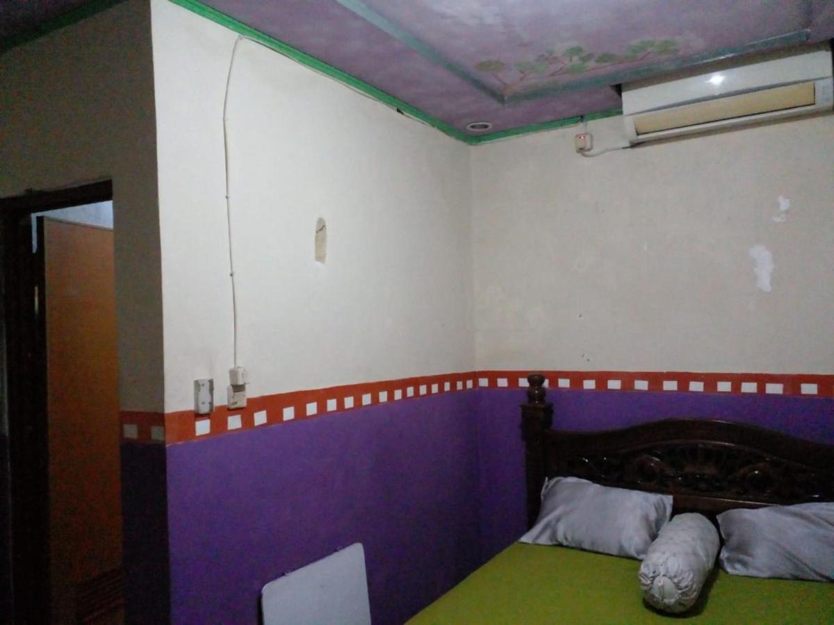 Hotel Alifah 1 Syariah Rawabokor Dua 外观 照片