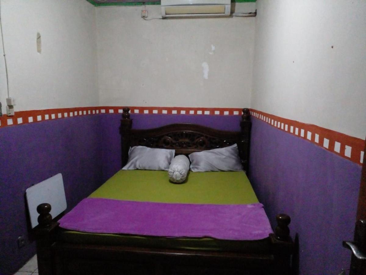 Hotel Alifah 1 Syariah Rawabokor Dua 外观 照片